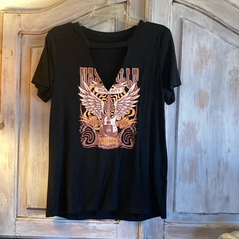 NWOT Nashville Tee
